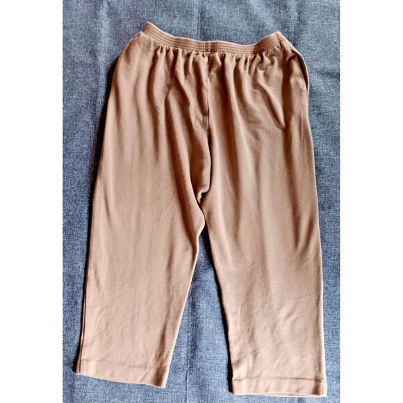 Pant Size 20W Womans Alfred Dunner Tan Casual Athletic wear Pockets Petite Capri - Picture 2 of 8